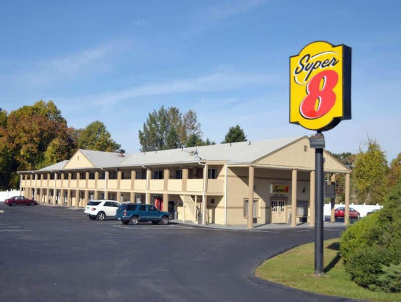 Super 8 By Wyndham Old Saybrook Hotel Exterior photo